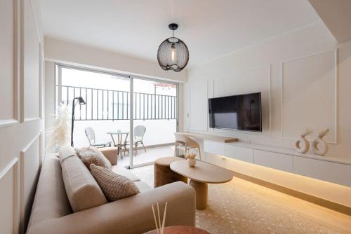 Barranco Apartment | Stunning Modern 1BD Apartment in Barranco