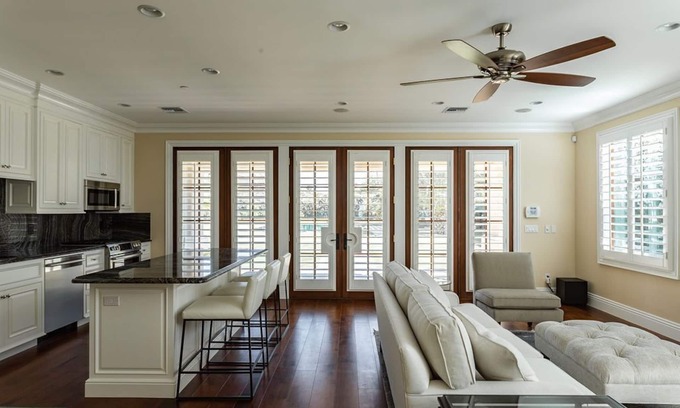 Paradise Valley House | Stunning, new Paradise Valley guest house with mountain views