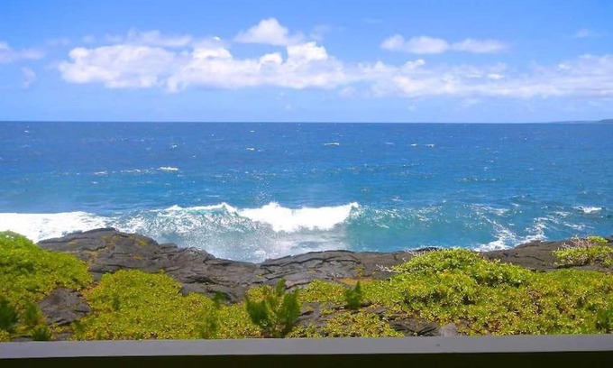Keaau House | Stunning Ocean Views - Whale House Hawaii