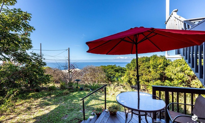Opihihale House | Stunning ocean views guest house in Kona Paradise, quiet & safe neighborhood.