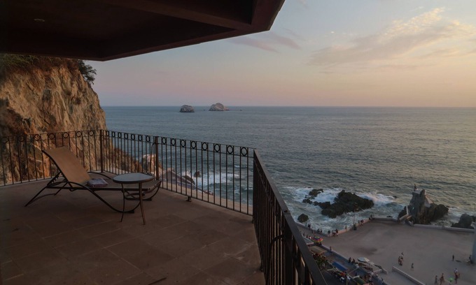 Downtown Mazatlan Condo | Stunning oceanfront view with rare view of famousncliff divers.