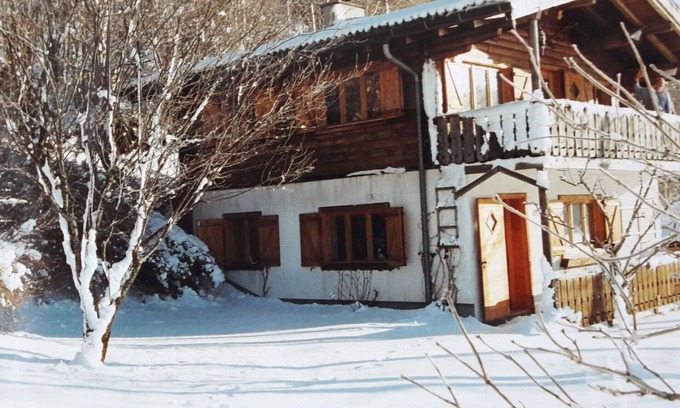 Sankt Martin am Grimming House | Stunning private villa for 4 guests with TV, patio, panoramic view and parking
