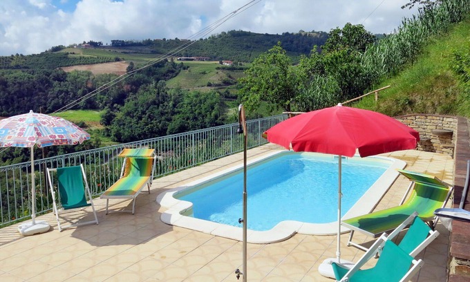 Cossano Belbo House | Stunning private villa for 10 people with A/C, private pool, patio and pets allowed