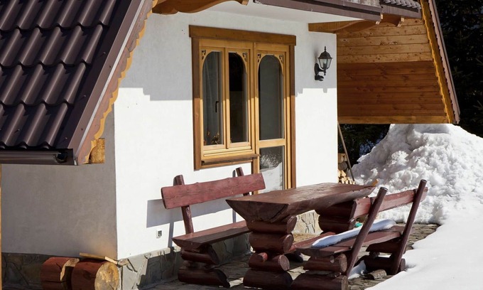 Poronin House | Stunning private villa for 6 people with WIFI, TV, terrace and parking