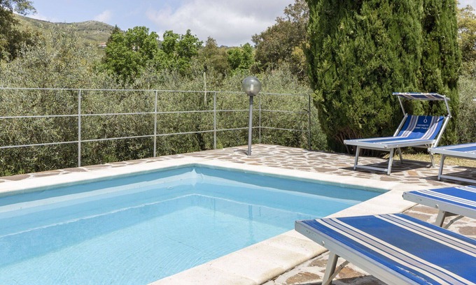 Itri Villa | Stunning private villa for 10 guests with WIFI, private pool, TV, patio, pets allowed and parking
