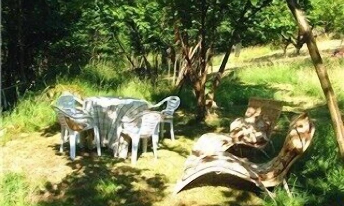 Pilona House | Stunning Restored School House with Orchard & River in Idyllic Location