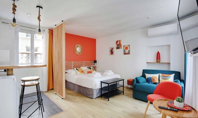 Quartier de la Porte-Saint-Denis Apartment | Stunning studio for 2 people - Sentier