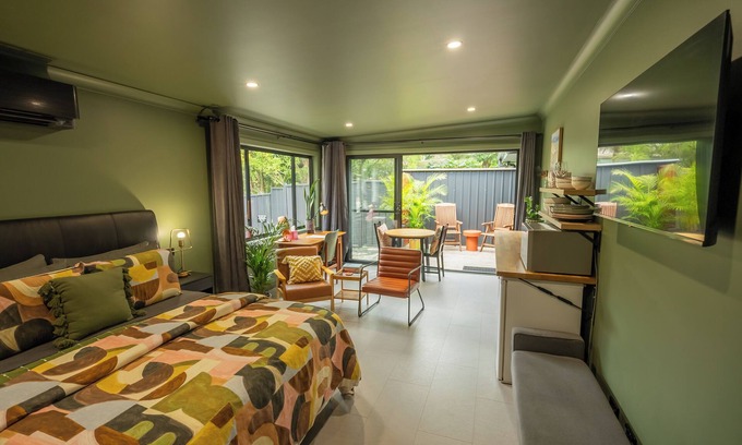 Berkeley Apartment | Stunning Studio in Berkeley - Entire Private Guesthouse + No Shared Spaces