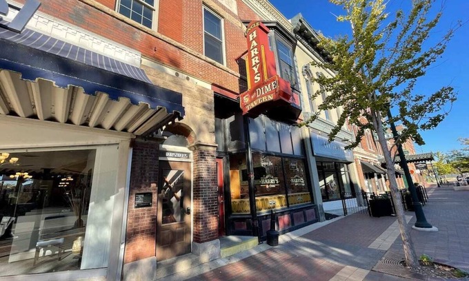 Cedar Falls Apartment | Stunning Studio Overlooking Main Street Parkade