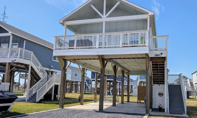 Port Bolivar Villa | Stunning Villa with Upper Deck Views of the Gulf and Intercoastal Waterway.