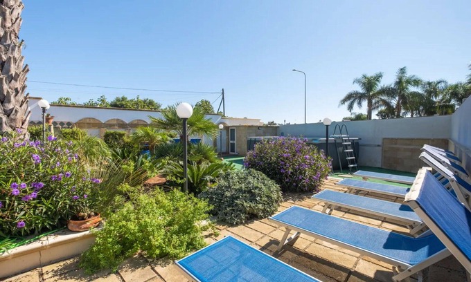 Scala di Furno Villa | Stunning villa for 7 guests with pool, A/C, TV and patio