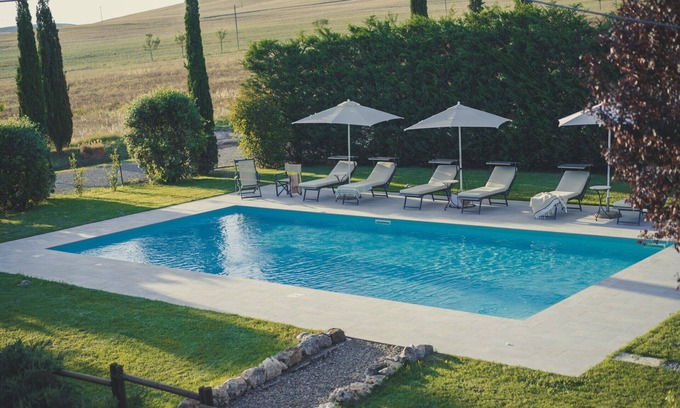 Gallina Villa | Stunning villa for 8 guests with WIFI, private pool, TV and panoramic view, close to Montepulci.