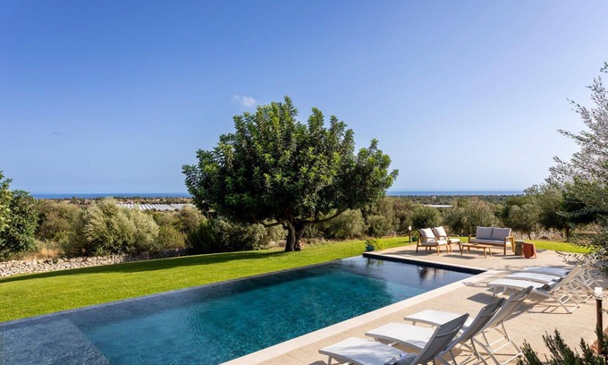 Modica Villa | Stunning villa with pool in Sicily