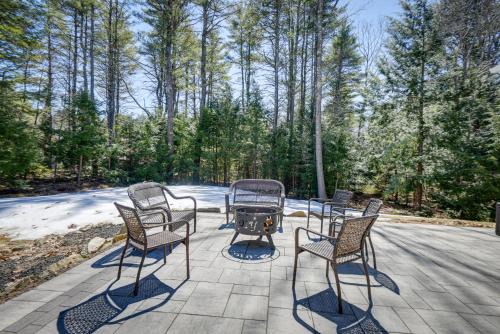 Wells House | Stunning Wells Home with Fire Pit and Porch!