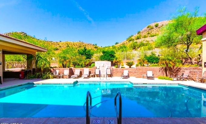 North Mountain Condo | Stunningly Furnished 2 Bedroom Condo with Mountains Views and Resort Amenities