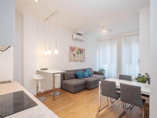 Universitat Apartment | Stylisch eingerichtete Wohnung mitten in München!