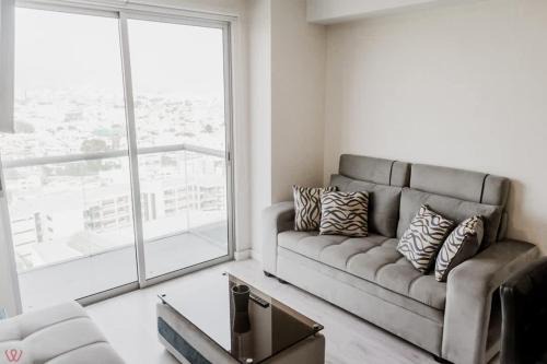 Surquillo Apartment | Stylish 1BR Great View in Surquillo
