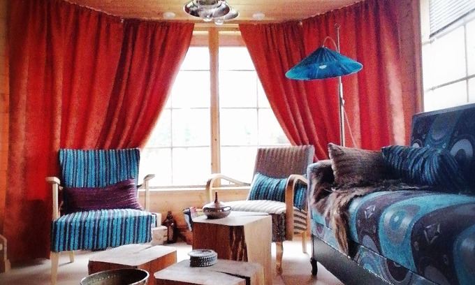 Maxmo Ski Chalet | Stylish 2 Bdr. cottage, with sauna and all the necessary commodities