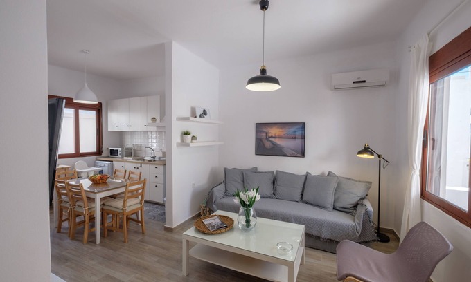 Petaloudes Apartment | Stylish 2-bed Apartment Near Rhodes Old Town