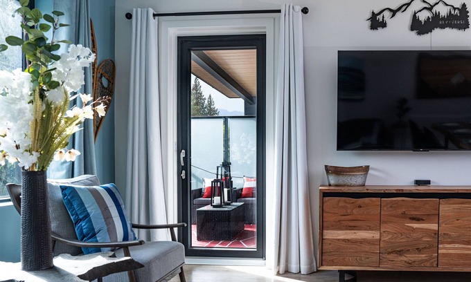 Revelstoke Condo | Stylish 2 Bedroom Mountainside Condo