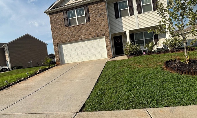 Golden Grove House | Stylish 3-bedroom home in Powdersville . Pretty, Peaceful, & Perfectly Located.
