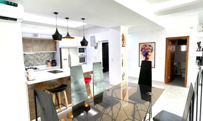 Ikoyi Apartment | Stylish 3-bedrooom in Ikoyi, Lagos, Nigeria
