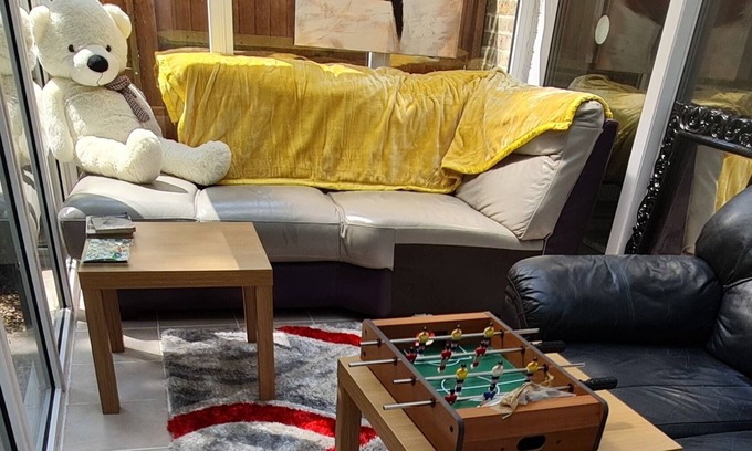 Sutton House | Stylish and Spacious Dream Double Bedroom