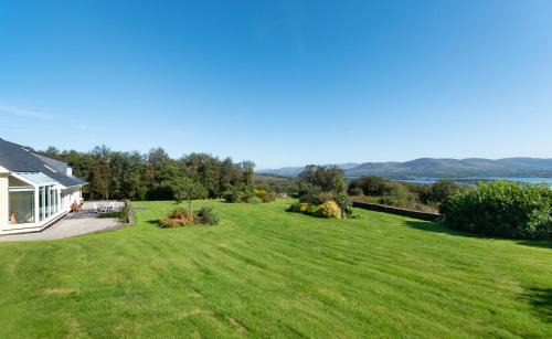 Templenoe House | Stylish and spacious home with sea & mountain views