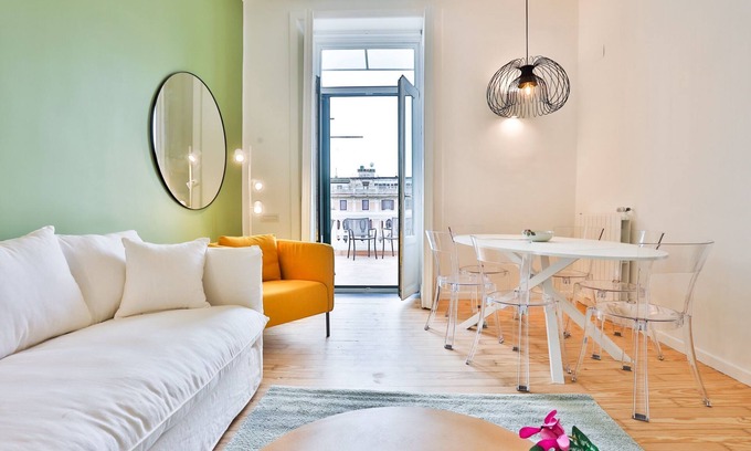 Salerno Apartment | Stylish Apartment in the Heart of Salerno – Gateway to the Amalfi Coast