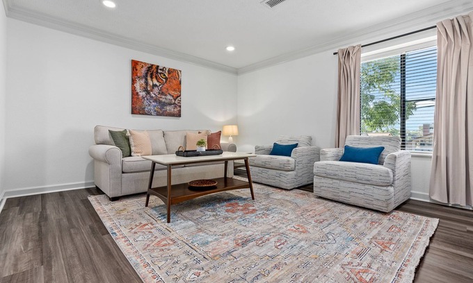 Auburn Condo | Stylish & Centrally-Located 2 bed/2 bath Condo in Auburn, AL