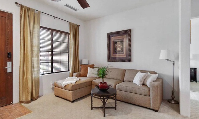 Desert Club Estates Condo | Stylish Condo Near Old Town La Quinta – Perfect for a Relaxing Escape!n