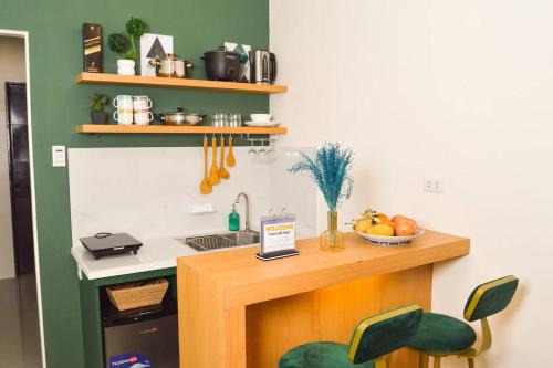 Balanga House | Stylish & Elegant Emerald 1BR Condo