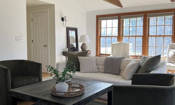 Charlotte House | Stylish farmhouse for families near Lake Champlain