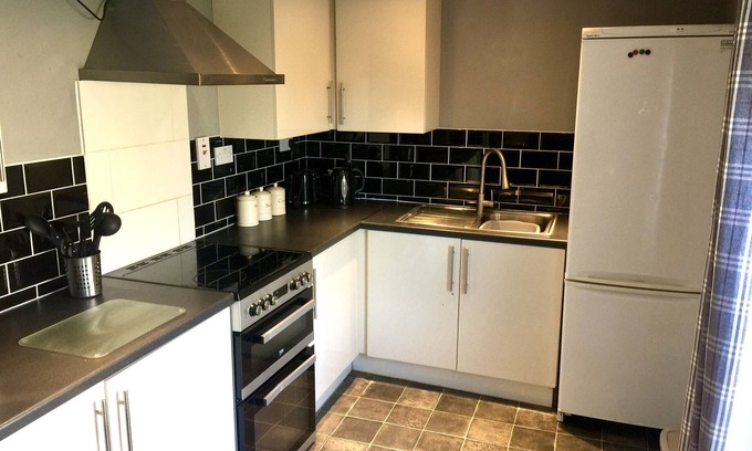 Stalham Apartment | Stylish Historic Apartment - Sleeps 3 & Parking