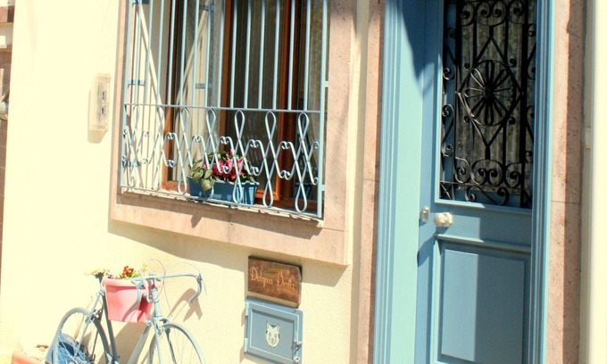 Ayvalik City Center House | Stylish Home With A Fabulous View In The Center Of Ayvalık