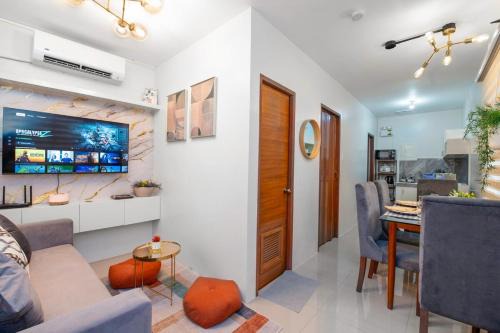 Pallocan Apartment | Stylish & Modern Stay in Batangas City - Unit 106