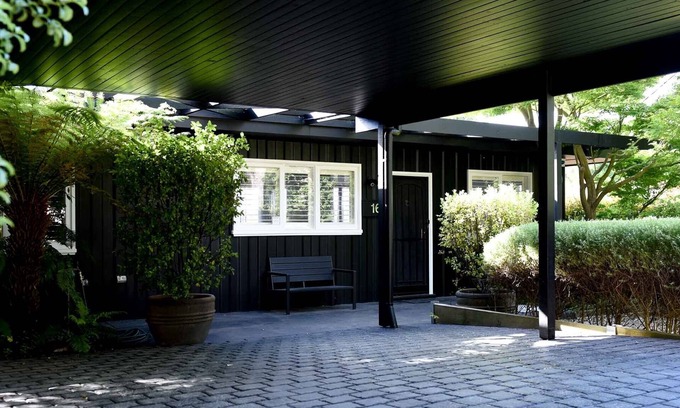 Red Hill South House | Stylish & Serene Escape @la.boheme.maison