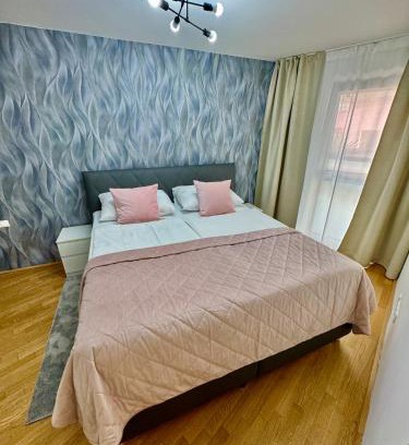 Vienna Apartment | Stylish Stadlau Apartment - Free Parking