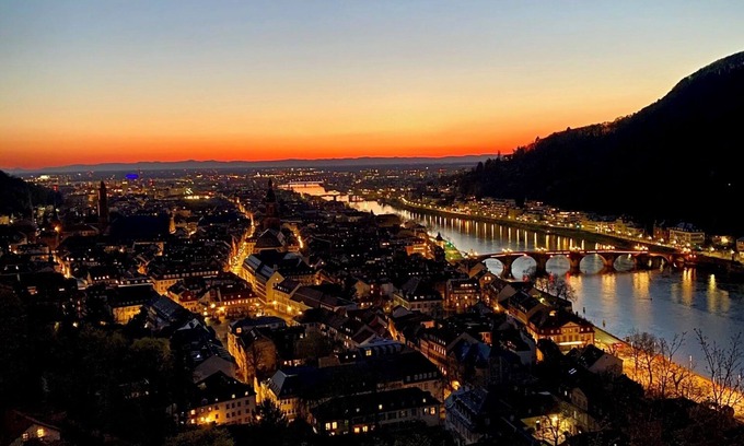 Heidelberg City Centre Apartment | Stylish suite OldTown Heidelberg free parking air condition