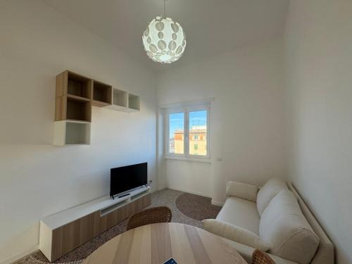 Pigneto Apartment | Stylish & Trendy Hub in Rome