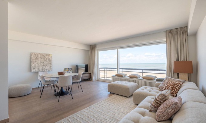 Albertstrand Apartment | Stylish Zeedijk Sea Escape