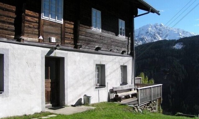 Untertilliach House | Stylishly renovated, spacious farmhouse