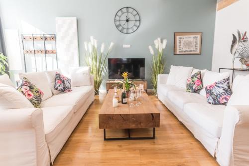 Viriat House | - SUBLIME VILLA FELICIDAD - Proche hypercentre - Parking - Terrasse - WiFi