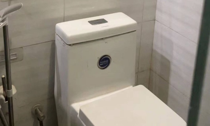 Panyu Apartment | Subway is downstairs! Easy transportations to anywhere in Guangzhou!