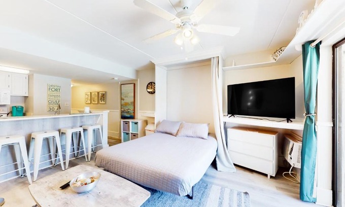 Orange Beach Hotel | Sugar Beach 210