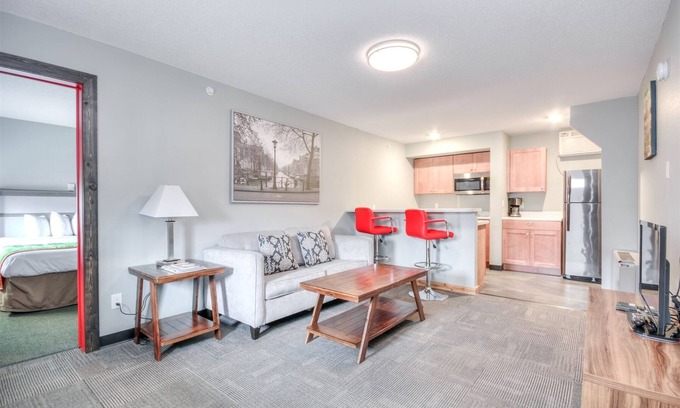 Rapid City Apartment | Suite 115 - 1BR King Apartment | 1 Bed, 1 Bath