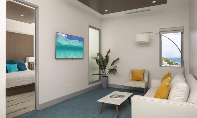 Estate Enighed Hotel | Suite 7 Reduced Rates for Summer