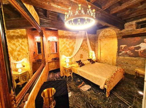 Albavilla Hotel | SUITE CARAVAGGIO