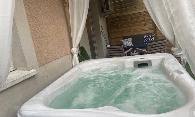 Cenon Apartment | Suite Cosy&jacuzzi