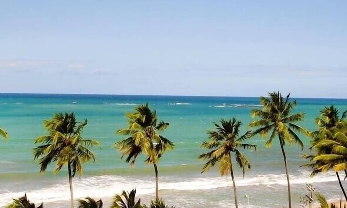 Jatiuca House | Suite facing the sea, on the top floor of the Ritz Suites Home Service Hotel.